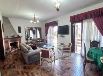 242435_iE94H46t62777m_24243562dee7963534b.jpg · Casa Residencial e Comercial, BairroCavalhada, 700m²