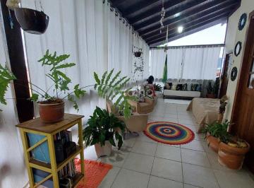 Photo 1 · Casa de 235m² com 5 quartos no bairro Carianos