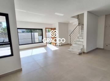 Casa de 4 quartos, Curitiba · Sobrado Triplex com 4 quartos à venda no Vila Izabel