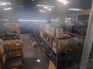 Comercial · 830m² · Galpão para alugar na avenida sapopemba com 830 metros