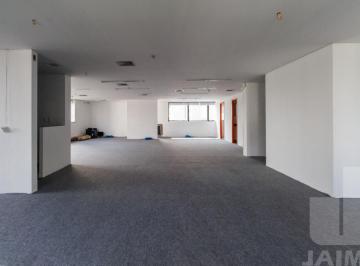 Comercial · 162m² · 8 Vagas · Comercial com 162 m², para alugar no bairro Santa Cecília.