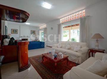Casa · 388m² · 4 Quartos · 3 Vagas · Casa à venda na Chácara Monte Alegre. 700 m² T , 388 AC. 4 quartos ( 2 suítes), 4 vagas