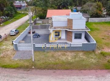 Casa · 63m² · 2 Quartos · 2 Vagas · Linda Casa Nova de Esquina Apenas 500 mts do mar