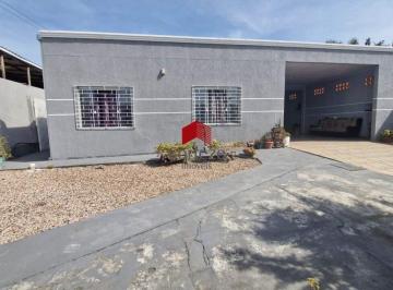 Casa · 250m² · 4 Quartos · 5 Vagas · Casa com 250m² 4 quartos, à venda, no bairro Borda do Campo em São José dos Pinhais