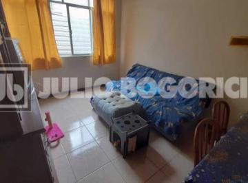 Apartamento · 39m² · 1 Quarto · 1 Vaga · Apartamento de 1 quarto com área de serviço