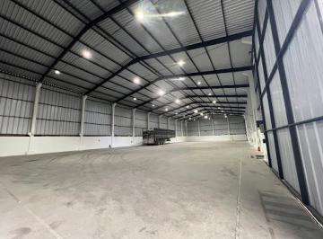 5acdfb3cbc7abbdc73ab805634923b3d945c7a9c · Galpão para alugar, 1300 m² por R$ 35.000,00/ano - Espinheiros - Itajaí/SC
