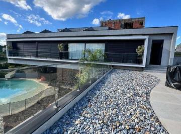 825fc681805827b7fe3ef407dc2140eaf358b966 · Casa à venda com 4 quartos sendo 4 suítes, 1334m² de terreno- Residencial Itahyê - Alphaville - Sa
