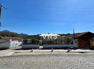 c009f2d8af94af8b9f7aeac8ae02bf06b49dee32 · Casa com 4 dormitórios à venda, 138 m² por R$ 799.000,00 - Pimenteiras - Teresópolis/RJ