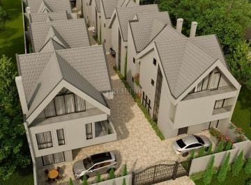 Casa · 183m² · 4 Quartos · 2 Vagas · Sobrado com 4 dormitórios à venda - Ahú - Curitiba