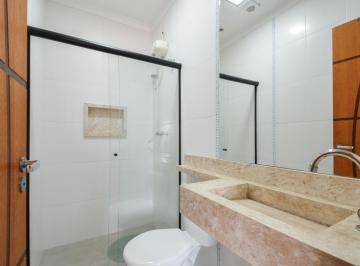 IMG_20260619_062430_000.jpeg · Confortável casa para venda em Jardim Aeroporto com 2 quartos, sendo 2 suítes, 125m² - kathrincoarac