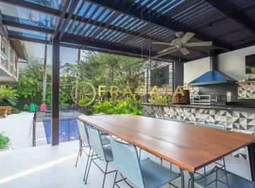 Casa · 390m² · 4 Quartos · 4 Vagas · Casa de alto padrão à venda com 390m² - 4 suítes e 4 vagas - Pacaembu/SP