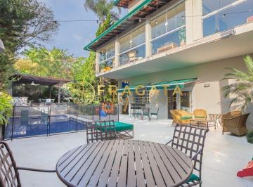 Casa · 390m² · 4 Quartos · 4 Vagas · Casa de alto padrão à venda com 390m² - 4 suítes e 4 vagas - Pacaembu/SP