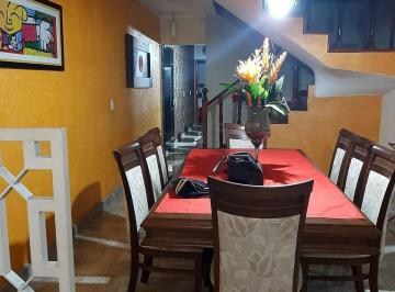 Casa · 295m² · 4 Quartos · 9 Vagas · SOBRADO À VENDA 04 QUARTOS (02 SUITES) JARDIM DAS FLORES - OSASCO