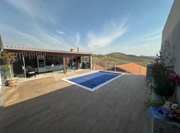 Foto 01 · Chalé com 2 Quartos e 3 banheiros à Venda, 213 m² por R$ 460.000 Cód. ch2446