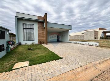 Casa · 125m² · 2 Quartos · 2 Vagas · Casa em Condomínio com 2 dormitórios a venda em Araçoiaba da Serra