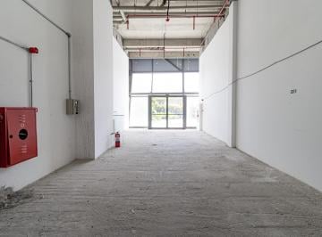 Comercial · 2079m² · 4 Quartos · 99 Vagas · Loja na Avenida Rubem Berta, N. 850 - A • 2079 m²