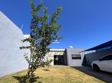 Casa · 80m² · 2 Quartos · 2 Vagas · Excelente casa à venda no Jardim Itamaracá em Dourados - MS
