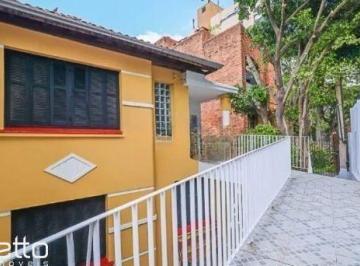 Casa · 260m² · 6 Quartos · Casa de 260 m2 para locação R$ 7.000,00-Petrópolis