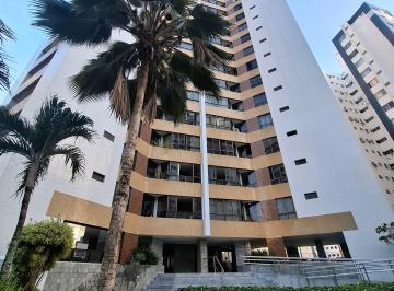 Apartamento de 4 quartos, Salvador · 4/4 duas suítes,  138m3, excelente infra reformada e com duas vagas na Pituba