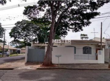 Casa · 166m² · 3 Quartos · 2 Vagas · CASA COM 1 SUÍTE E 2 QUARTOS NA ZONA 08 EM MARINGÁ - PR