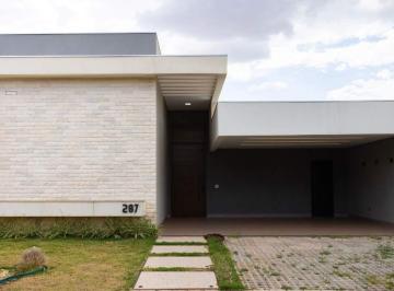 Casa · 195m² · 3 Quartos · 4 Vagas · Casa no Condomínio Alphaville 2