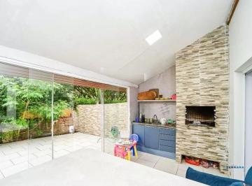 Casa · 108m² · 3 Quartos · 2 Vagas · Casa em Condomínio com 3 Quartos, Piscina, Quintal e 2 Vagas