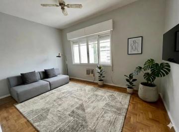 Apartamento · 70m² · 2 Quartos · Apartamento 2 dormitórios com dependência 70m2 Moinhos de Vento Av. Cristóvão
