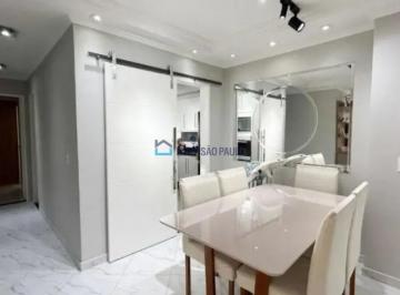 Apartamento · 74m² · 3 Quartos · 2 Vagas · Apartamento com 3 dormitórios, 1 suíte, 2 vagas - 750 metros do metrô São Judas