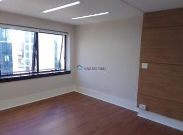 Comercial · 156m² · 4 Vagas · Venda. Conjunto Comercial com 156 m² . Moema Pássaros
