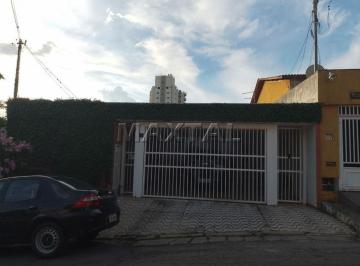 Casa · 400m² · 3 Quartos · 2 Vagas · Casa de 400m² com 3 quartos, 1 suíte, 2 vagas, na Água Fria, Próximo a Engenheiro Caetano Alvares.