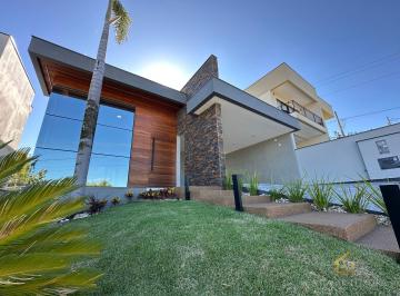 Casa · 179m² · 3 Quartos · 2 Vagas · Casa Alto Padrão no Condomínio Fechado Vista da Pedra – São José/SC