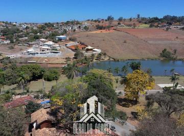Casa · 100m² · 1 Quarto · 2 Vagas · Sua casa de campo dentro da cidade