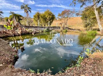 Rural · 1700m² · 3 Quartos · Chácara à Venda em Toledo MG, Riacho, nascente, tanque de peixes e 2 poços