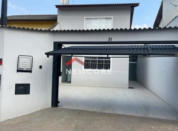 Casa · 250m² · 2 Quartos · 2 Vagas · Sobrado em  Rua Safira - Jardim Jóia - Arujá/SP