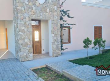 ecc011581ed4d0e79606b590cfea22f8f83c27d6 · Casa com 2 dormitórios à venda, 200 m² por R$ 1.250.000,00 - Village Porto Feliz - Porto Feliz/SP