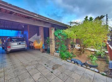 eb99ba10c2d0da0583f84a028d09fbf9c2eddfdc · Casa com 3 dormitórios à venda, 192 m² por R$ 850.000,00 - Indaiá - Caraguatatuba/SP