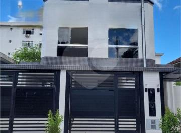 Casa · 155m² · 3 Quartos · 2 Vagas · Casa de vila com 3 quartos à venda em Embaré - SP