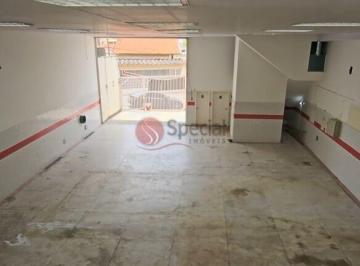 Comercial · 601m² · Galpão para venda e locação no Jardim Stella em Santo André zoneamento misto.