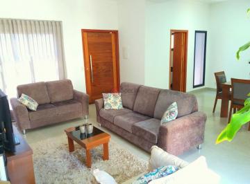 Casa · 165m² · 3 Quartos · 2 Vagas · Casa à venda em condomínio fechado em Indaiatuba.