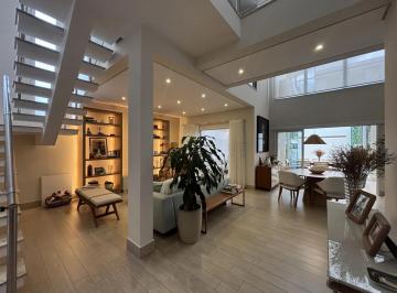 Casa · 528m² · 4 Quartos · 4 Vagas · Casa à venda com 3 suítes, Reserva da Serra, Bairro Medeiros - Jundiaí/SP
