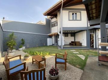 Casa · 350m² · 3 Quartos · 10 Vagas · Casa com 3 quartos, sendo uma suíte Porteira Fechada no Jardim Paulista- Jundiaí -SP