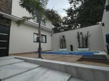 Casa · 350m² · 3 Quartos · 3 Vagas · Casa térrea á venda com piscina - Medeiros - Jundiaí/SP.