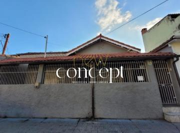 Foto 02 · Magnífica Casa à Venda em Resende-RJ, Bairro Manejo! 2 Quartos, 1 Sala, 1 Banheiro, 1 Vaga de Garage