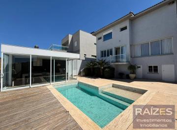 Casa · 267m² · 4 Quartos · Sobrado à venda MOBILIADO no Condomínio Residencial Campos do Conde.