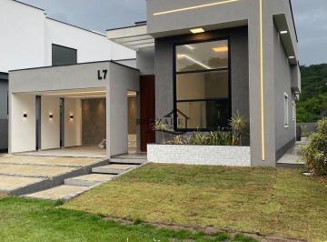 Casa · 190m² · 3 Quartos · 2 Vagas · Casa no jardim ubá maricá