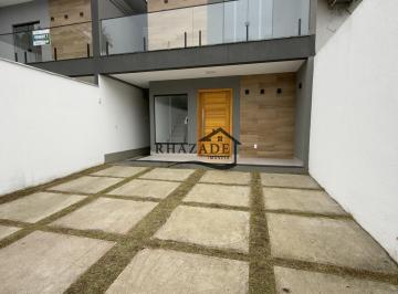 Casa · 130m² · 3 Quartos · 2 Vagas · Elegância em Piratininga – 3 Qtos, Suíte, Quintal e 2 Vagas Exclusivas