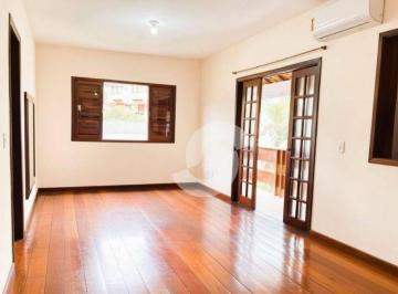 Casa · 195m² · 4 Quartos · 2 Vagas · Casa em Badu, Niterói/RJ de 195m² 4 quartos à venda por R$ 750.000,00
