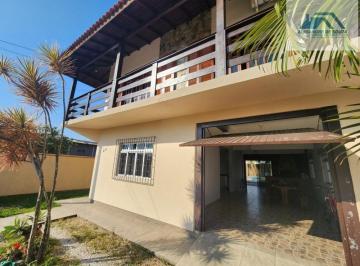 Casa · 200m² · 3 Quartos · 2 Vagas · Sua Casa dos Sonhos em Forquilhinha, São José - SC!