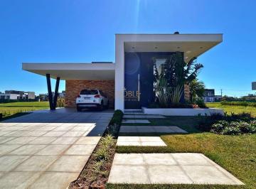 Casa · 175m² · 3 Quartos · 2 Vagas · Casa 03 dormitórios com 03 suítes no Reserva das Águas
