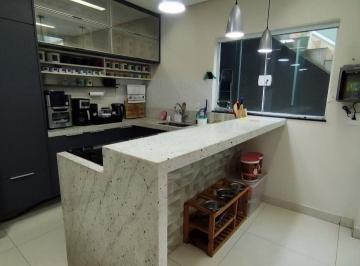 Casa · 117m² · 3 Quartos · 2 Vagas · Apartamento à venda em Vila Nova Bonsucesso com 117 m², 3 quartos, 2 vagas